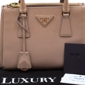 Meet your Posher, Juliana